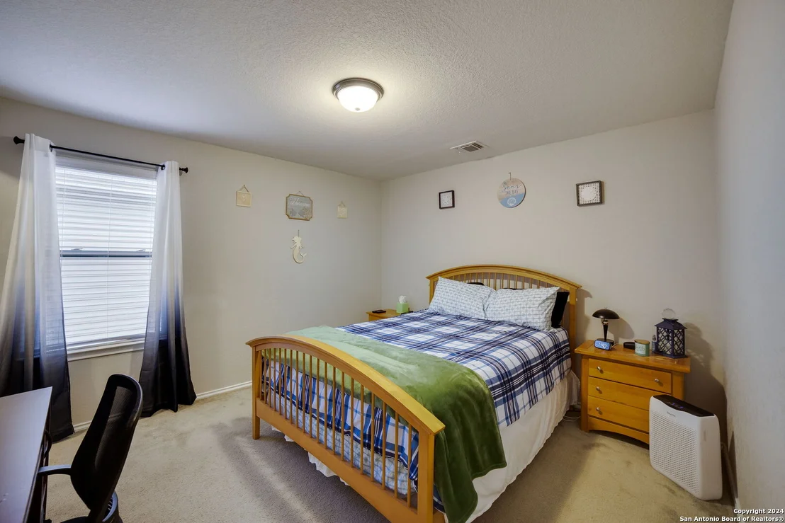 Photo of 20208 OAK PANACHE
