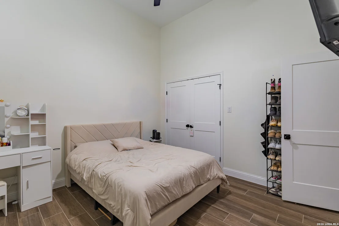 Photo of 709 Encinal Drive