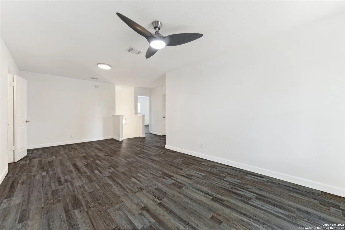 Photo of 7310 Roveen Trail
