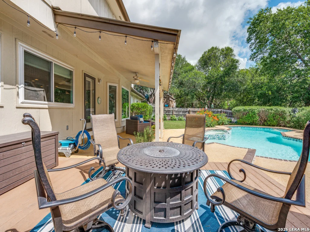 Photo of 2255 Encino Loop