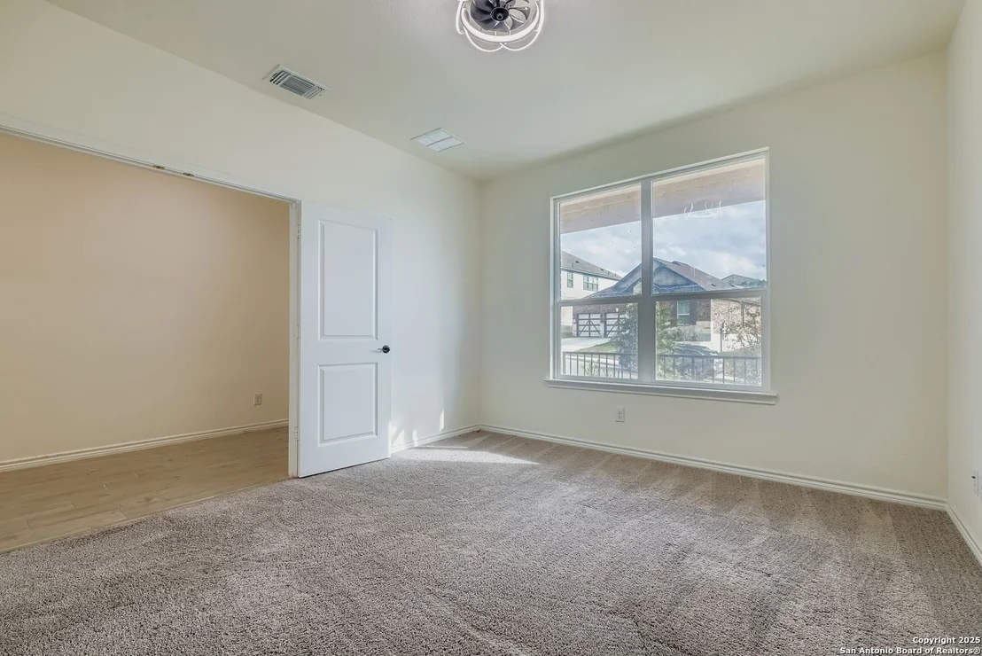 Photo of 15323 Danae Bend