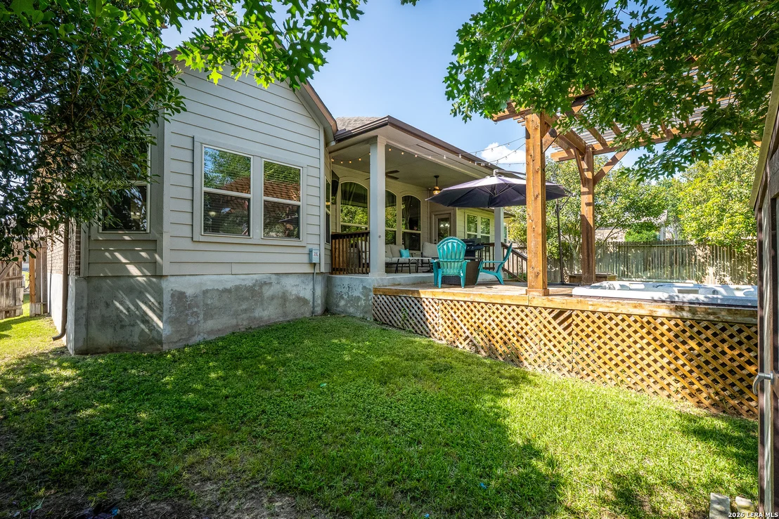 Photo of 824 Water Oak