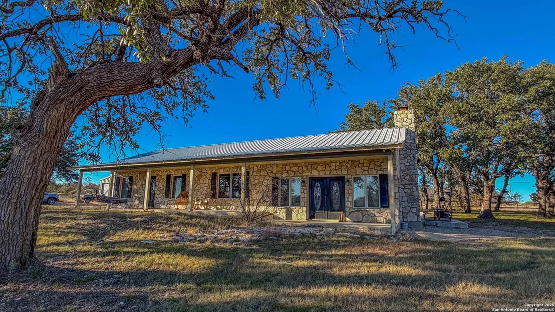 Photo of 1950 Tolles Rd