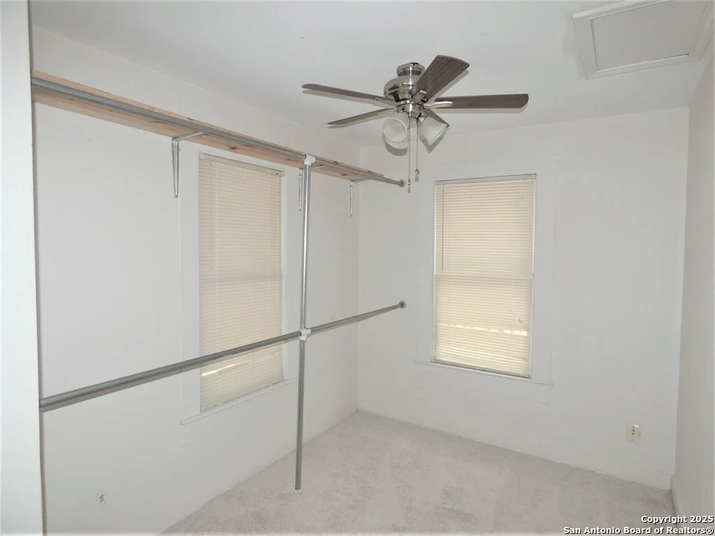 Photo of 158 Bronco Lane