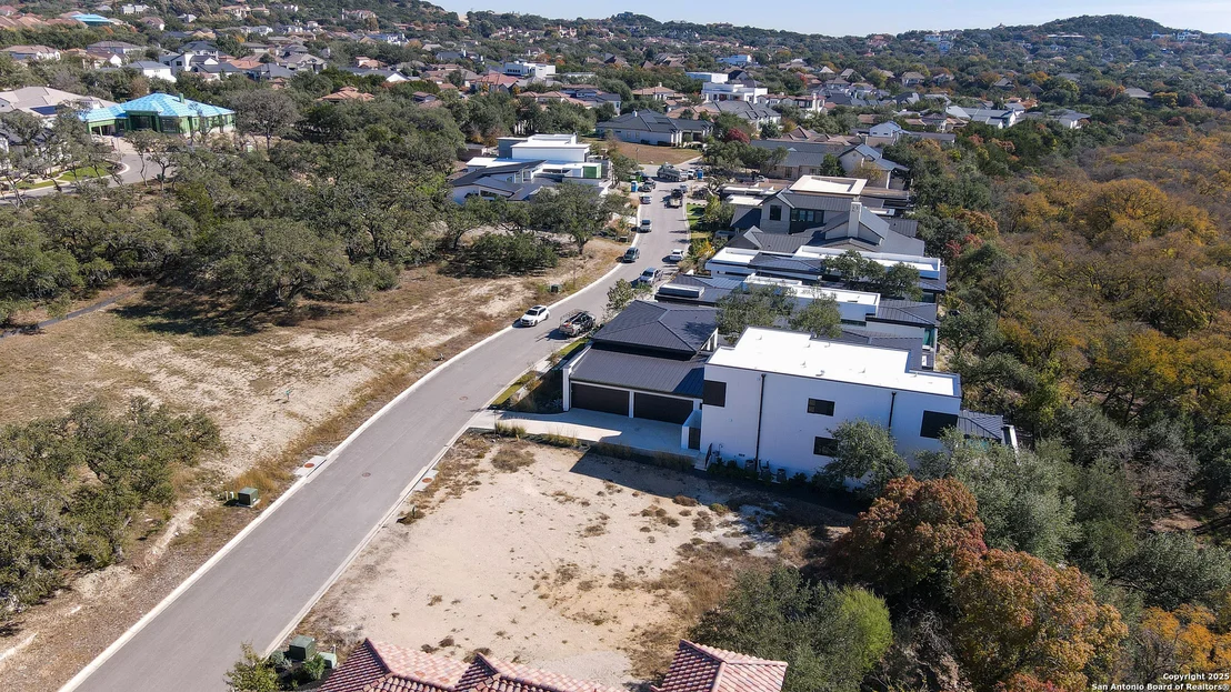 Photo of 24623 Cliff Line