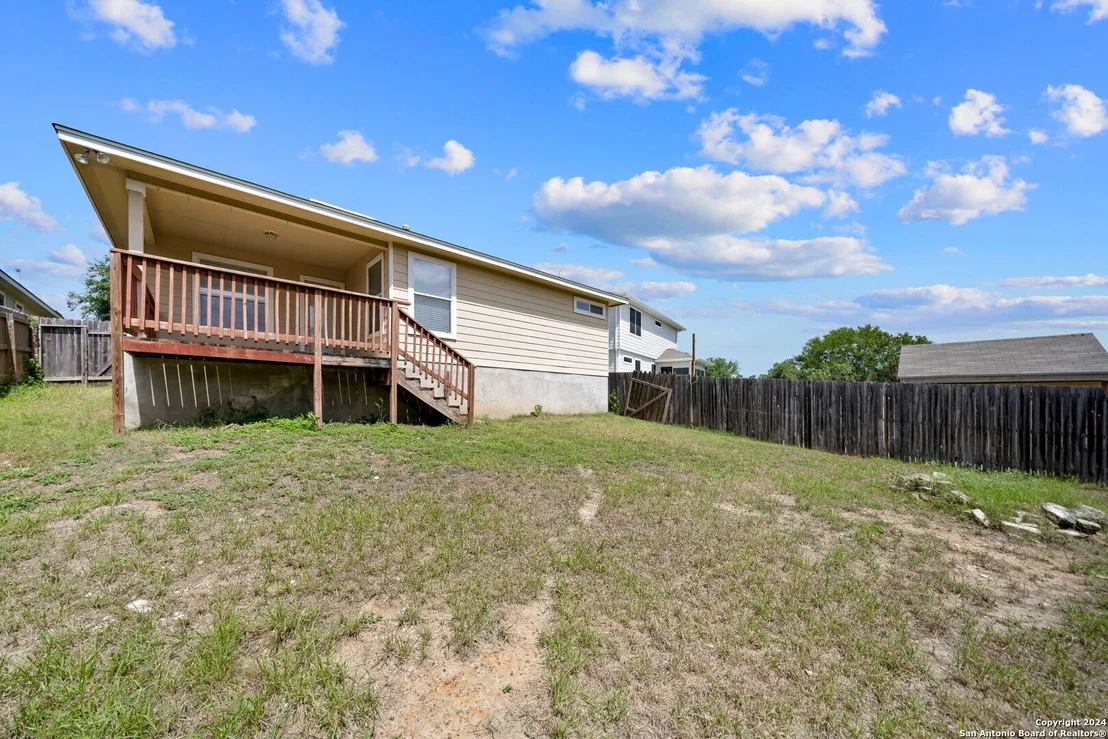Photo of 266 PERCH MANOR
