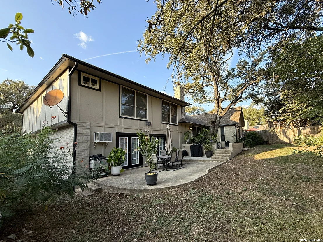 Photo of 12518 Chateau Forest