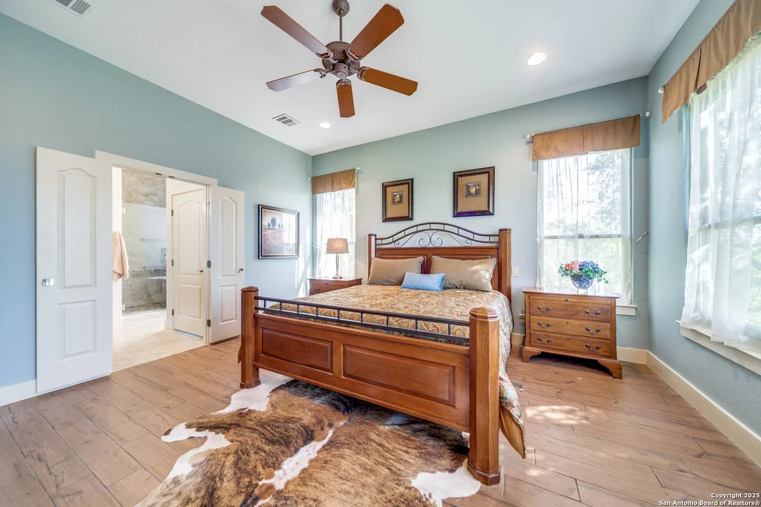 Photo of 203 Horseshoe Bend