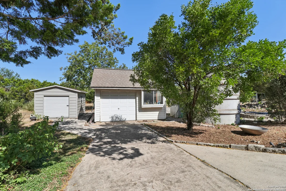 Photo of 2905 Hidden Elm