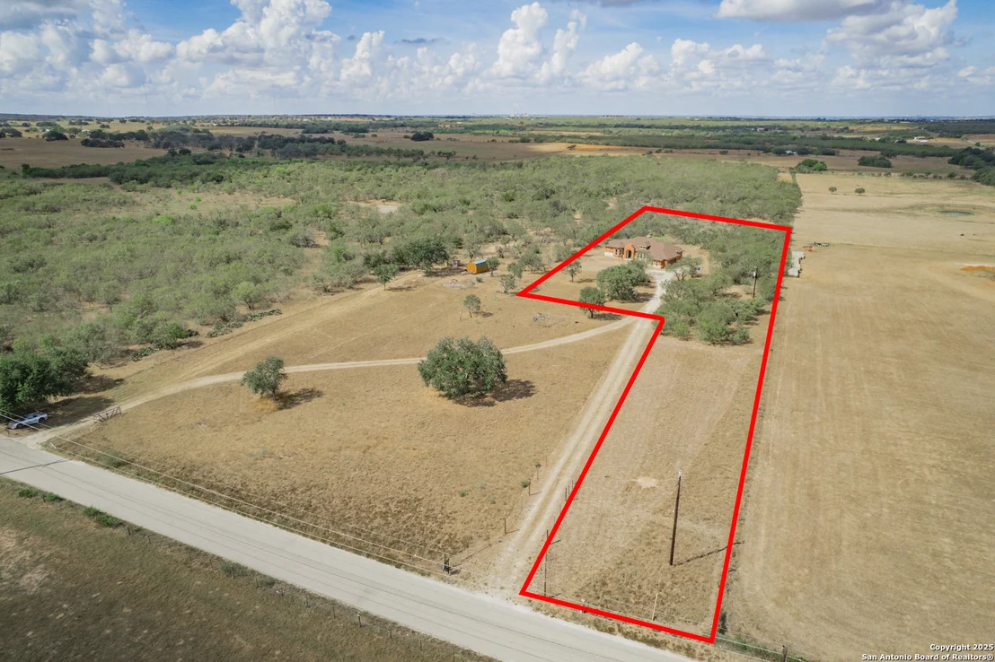 Photo of 1427 County Road 323