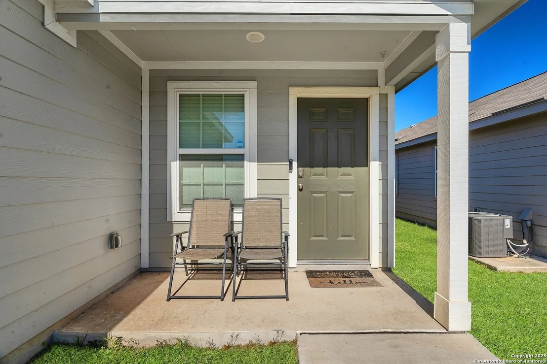Photo of 4211 VOLCANO WAY