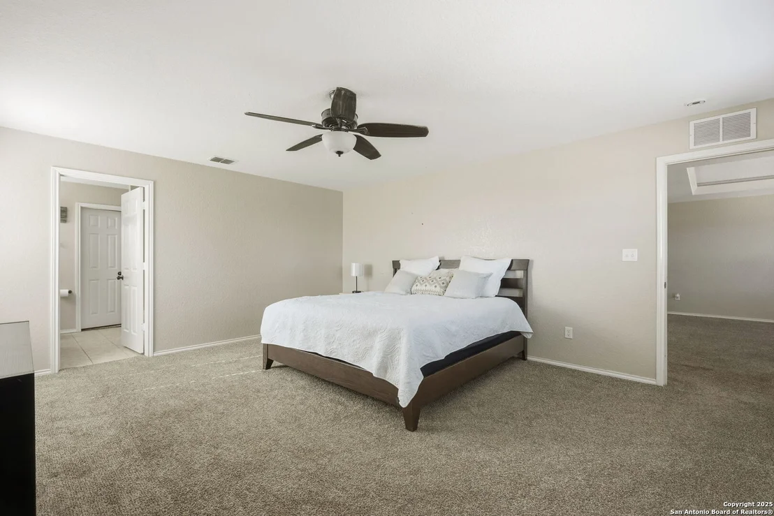 Photo of 24267 Invitation Oak