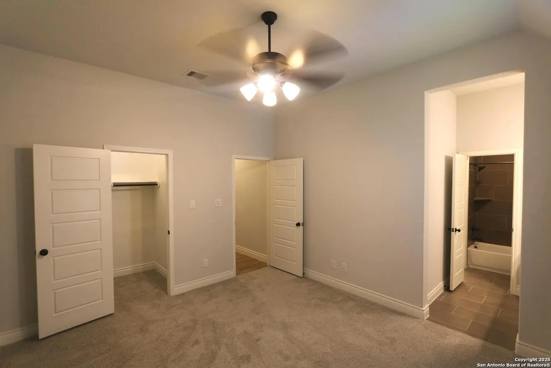 Photo of 2965 GROVE WAY