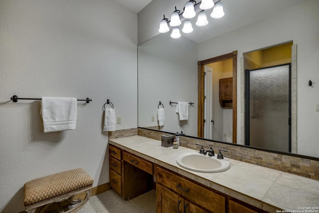 Photo of 442 PARADISE PT
