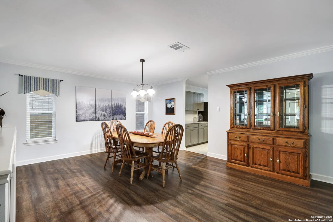 Photo of 9642 Elmstone