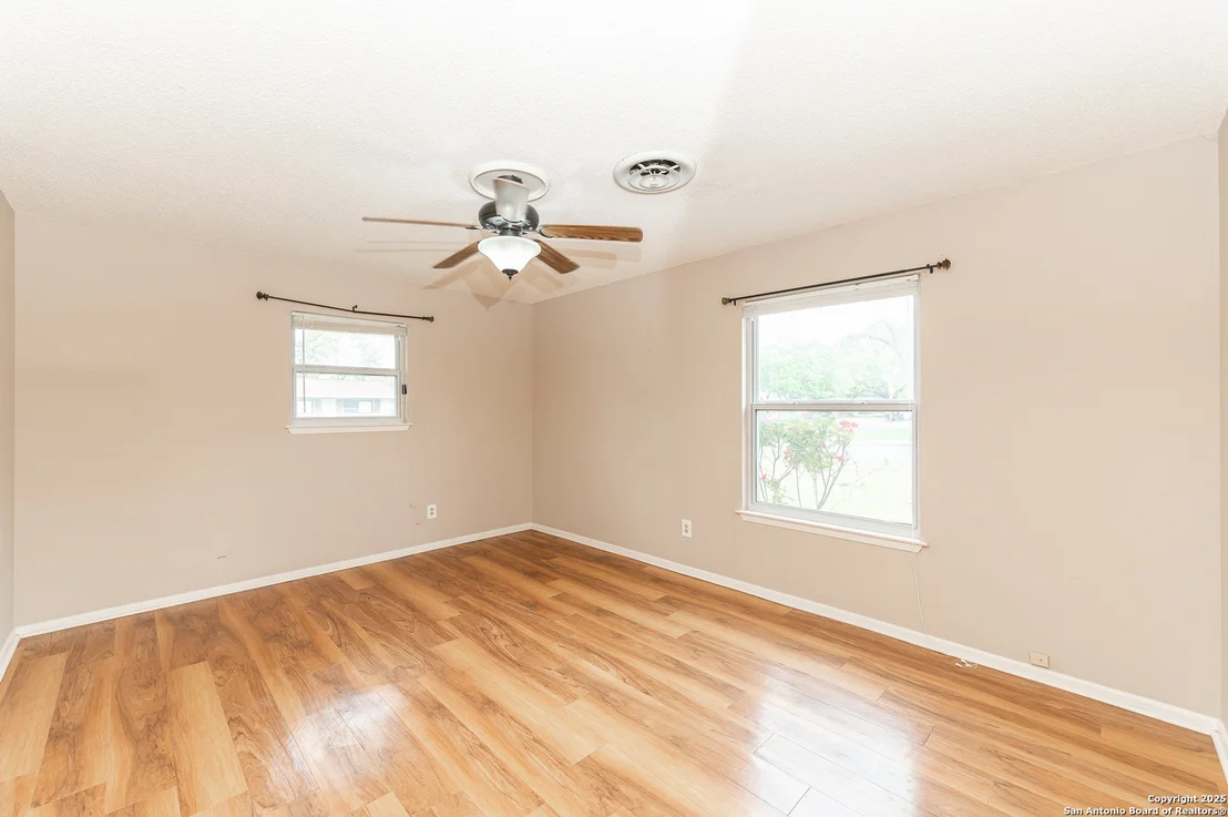 Photo of 409 Pecan Dr.
