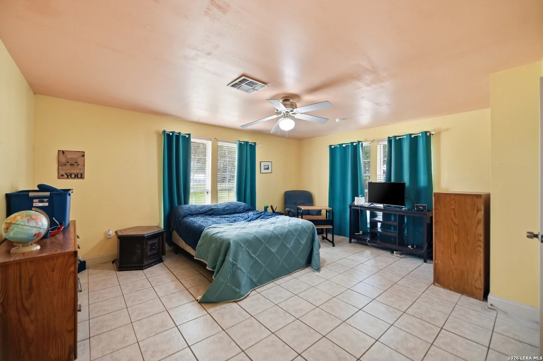 Photo of 1027 Bluebonnet