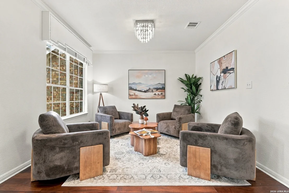 Photo of 18619 Rogers Pl