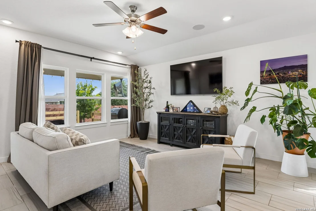 Photo of 528 Dalton Cove