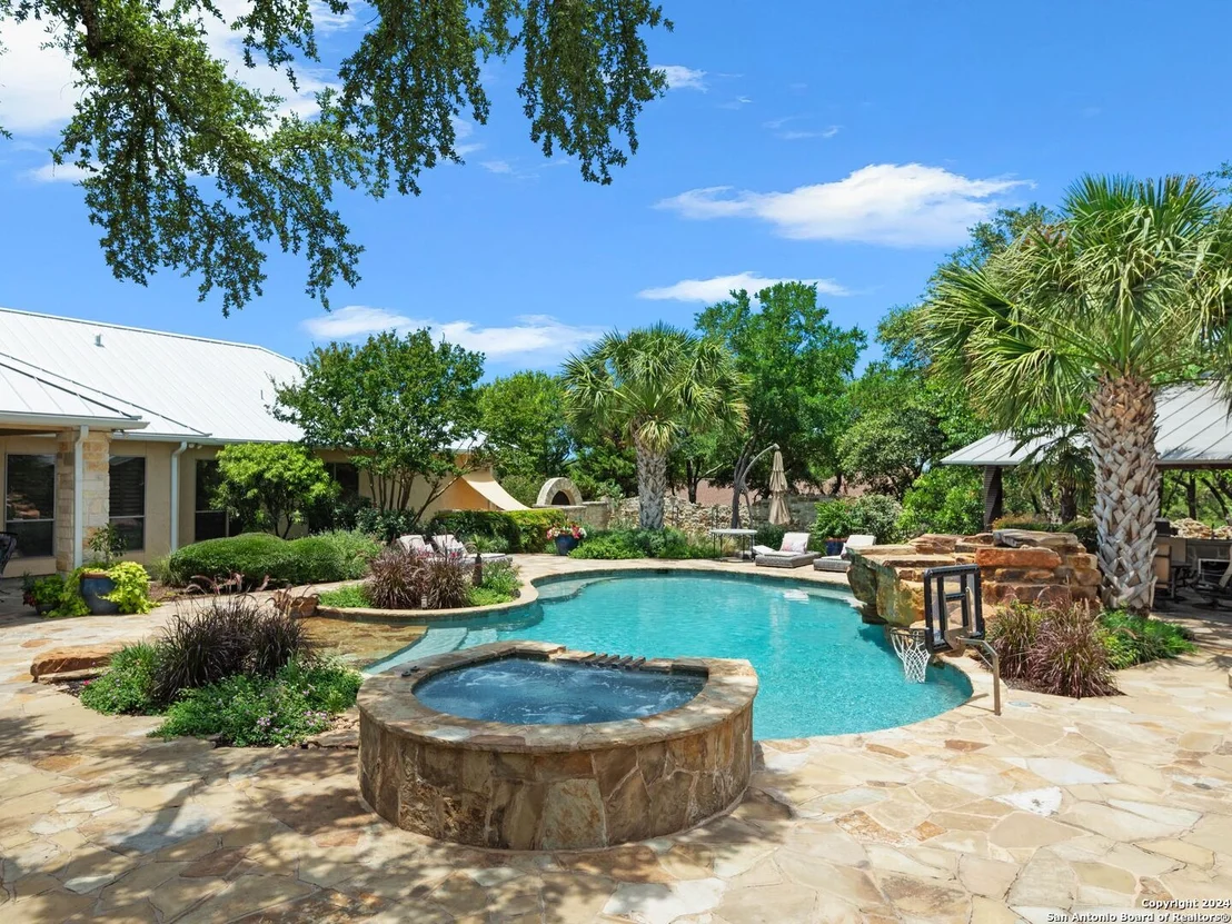 Photo of 676 Long Meadows