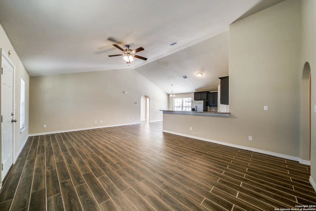 Photo of 530 GARDEN DR