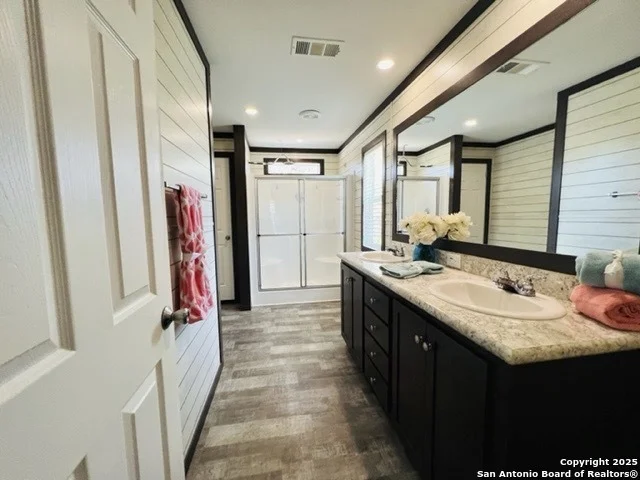 Photo of 833 Cimarron
