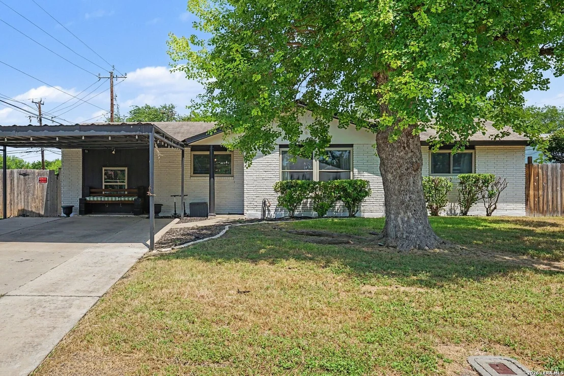 Photo of 3210 Kirby Dr