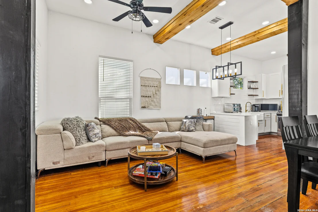 Photo of 318 Belmont