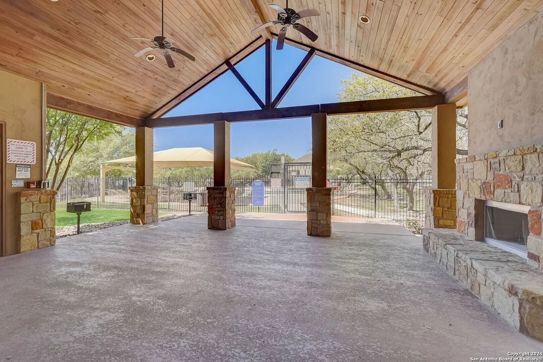 Photo of 9036 Raven Pointe