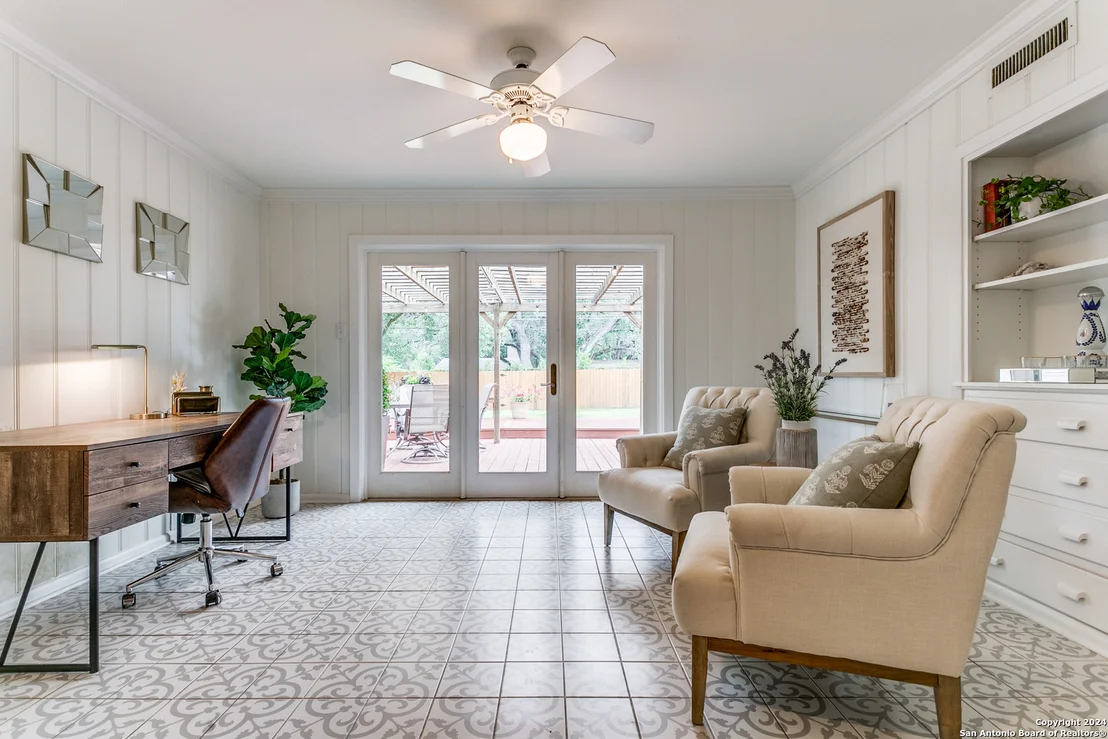 Photo of 423 NORTHRIDGE DR