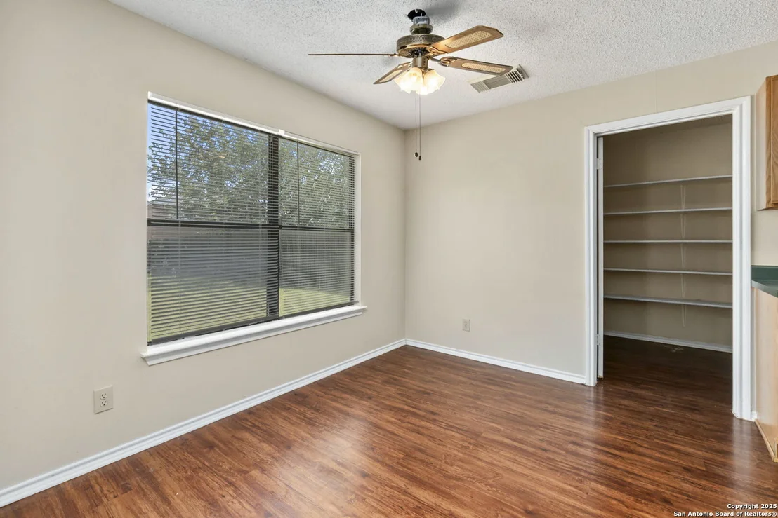 Photo of 8023 Chestnut Cedar
