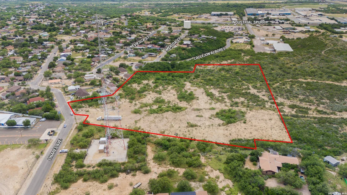 Photo of 617 Avenida Linares