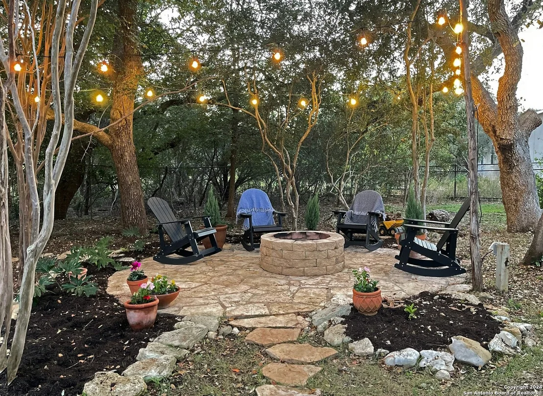 Photo of 25827 White Eagle Dr