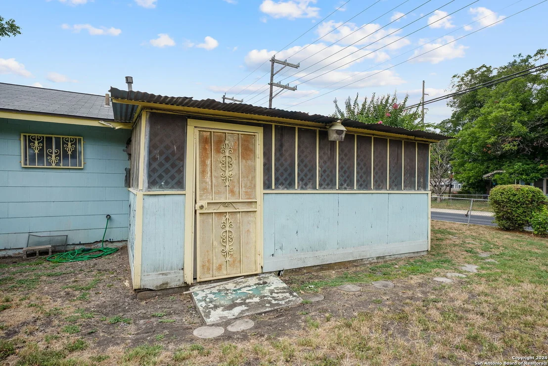 Photo of 4903 MELVIN DR