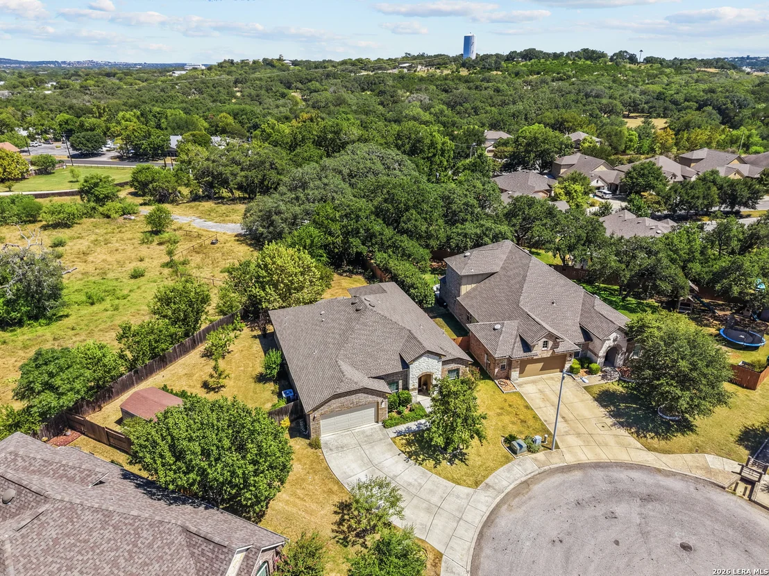 Photo of 108 WINDSOR DR