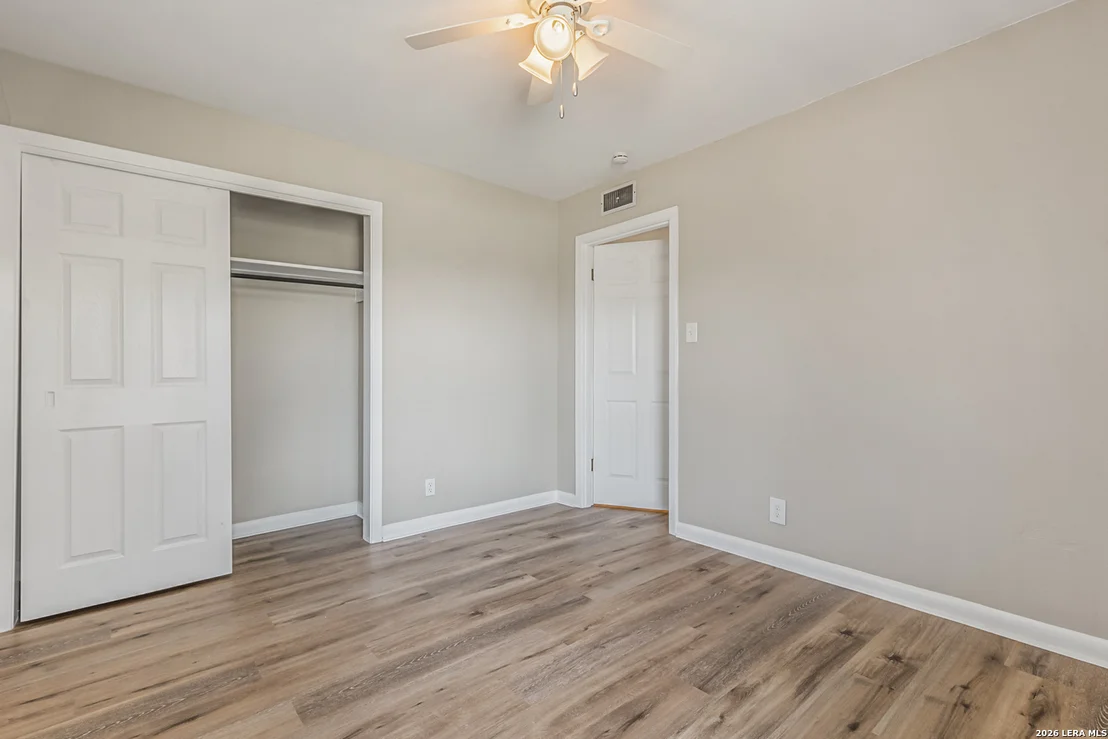 Photo of 1327 OBLATE DR