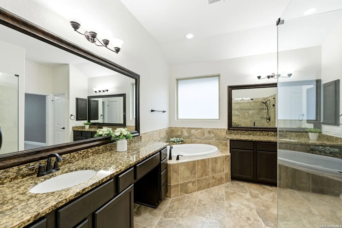 Photo of 2019 GLENDON DR