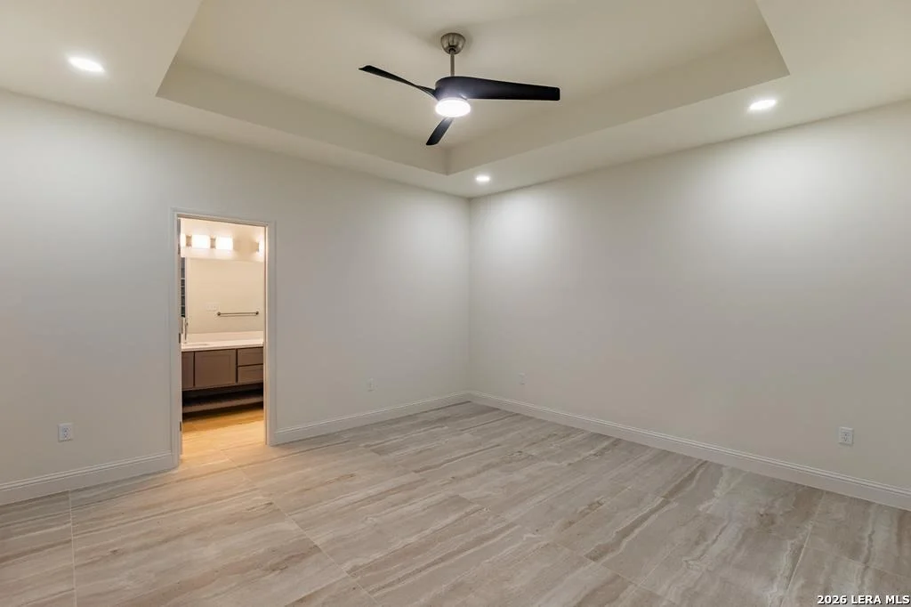 Photo of 825 Ceniza Dr.