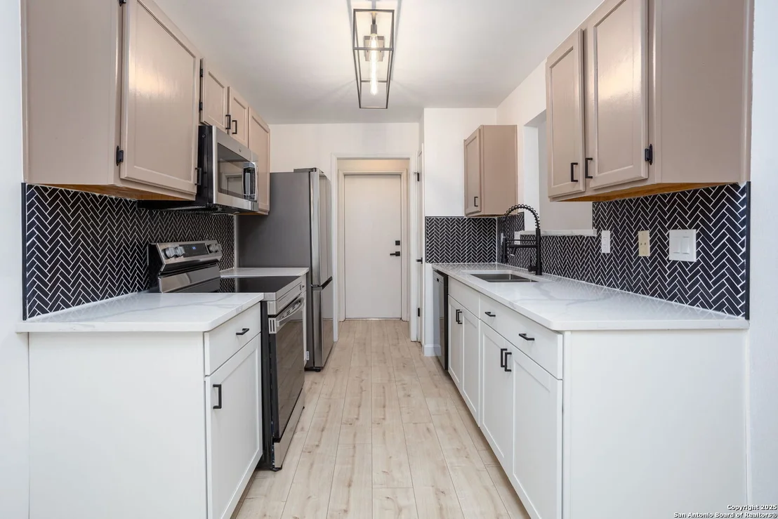 Photo of 8926 Chilliwack