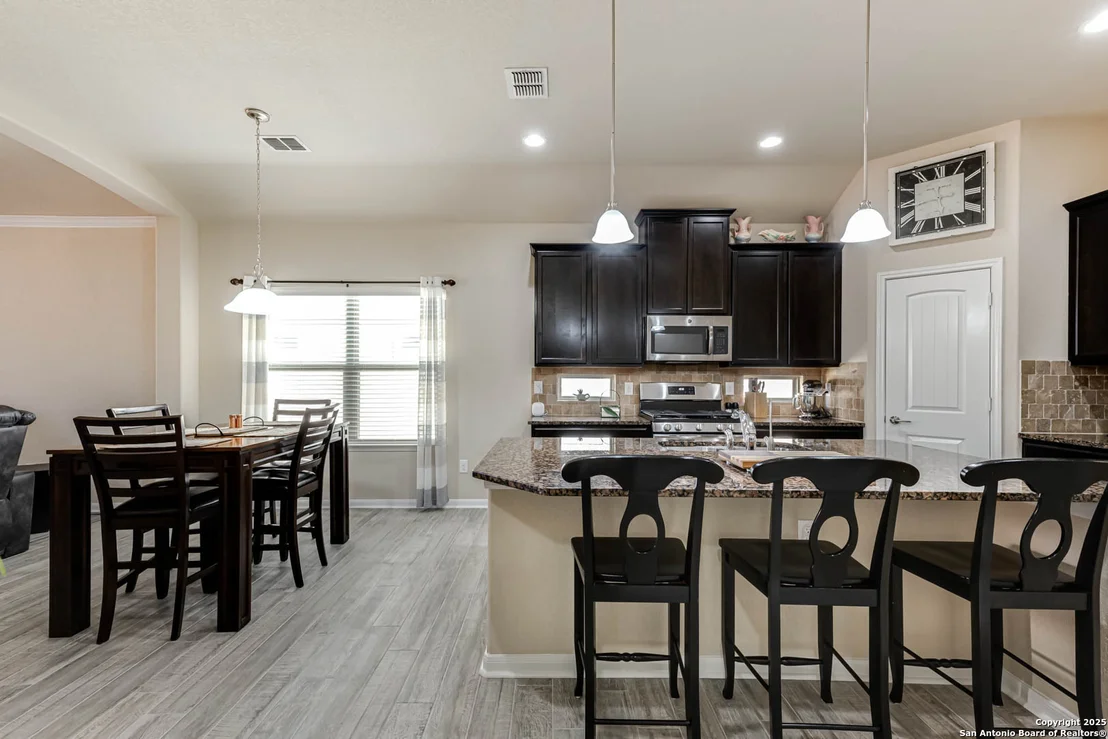 Photo of 8439 MEADOW PLNS