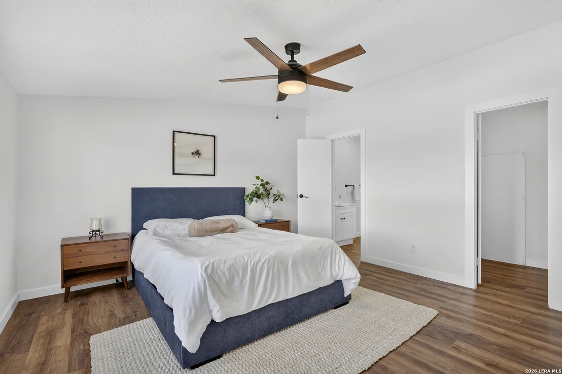 Photo of 1302 Hickory Street