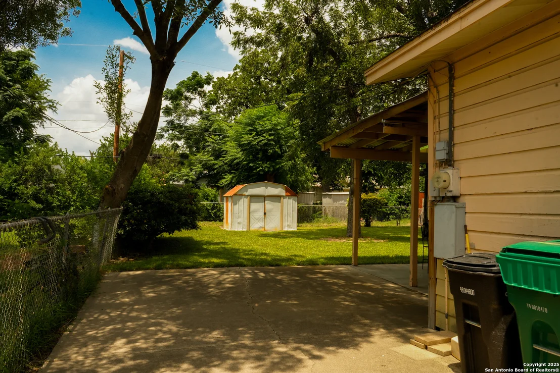 Photo of 323 Pletz
