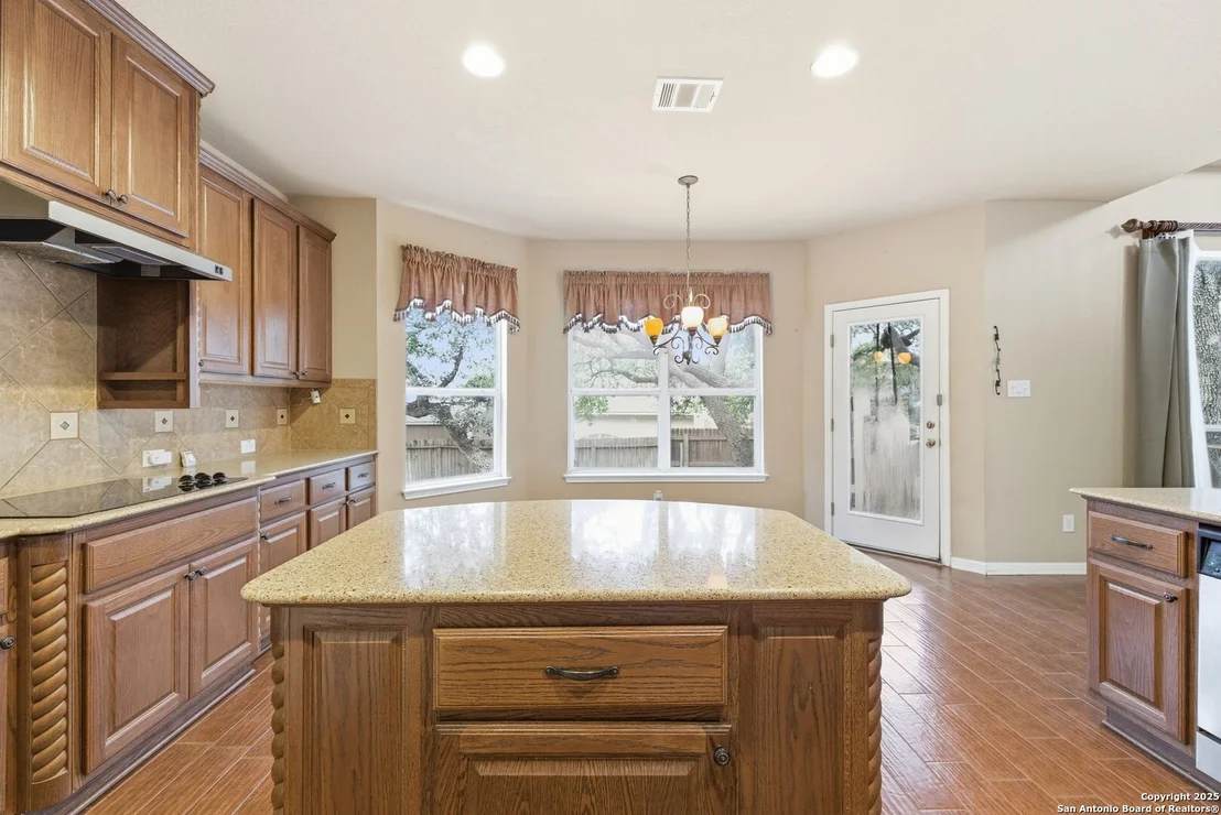 Photo of 2106 Laurel Pt