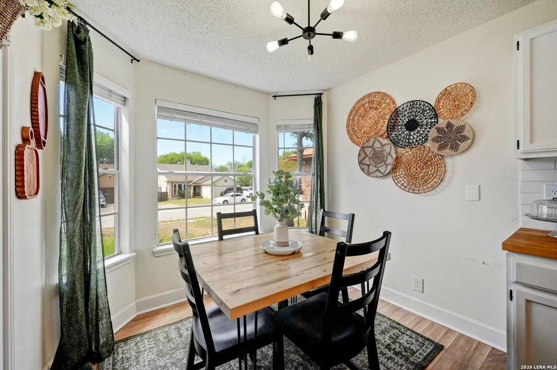 Photo of 6238 Broadmeadow