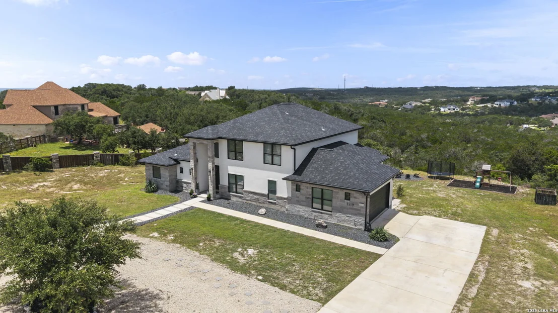 Photo of 921 COUNTY ROAD 2801 E