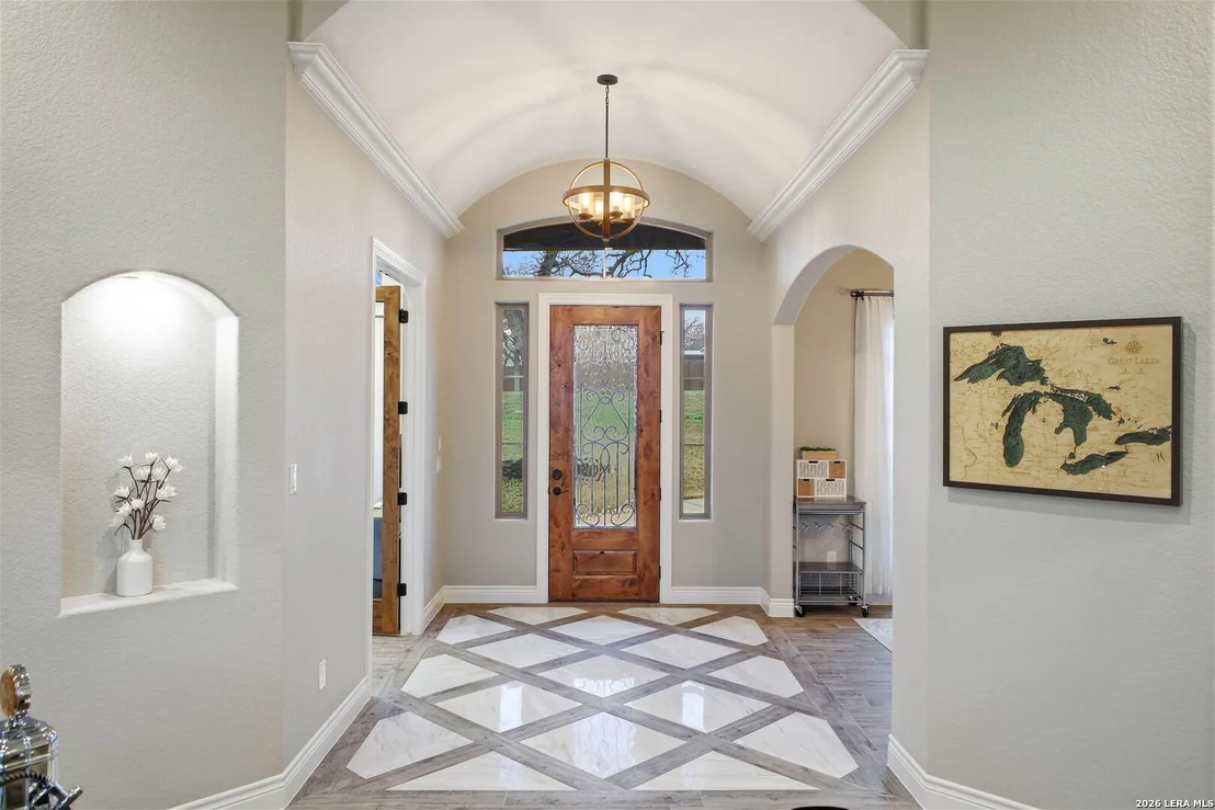 Photo of 117 Crescent Rdg