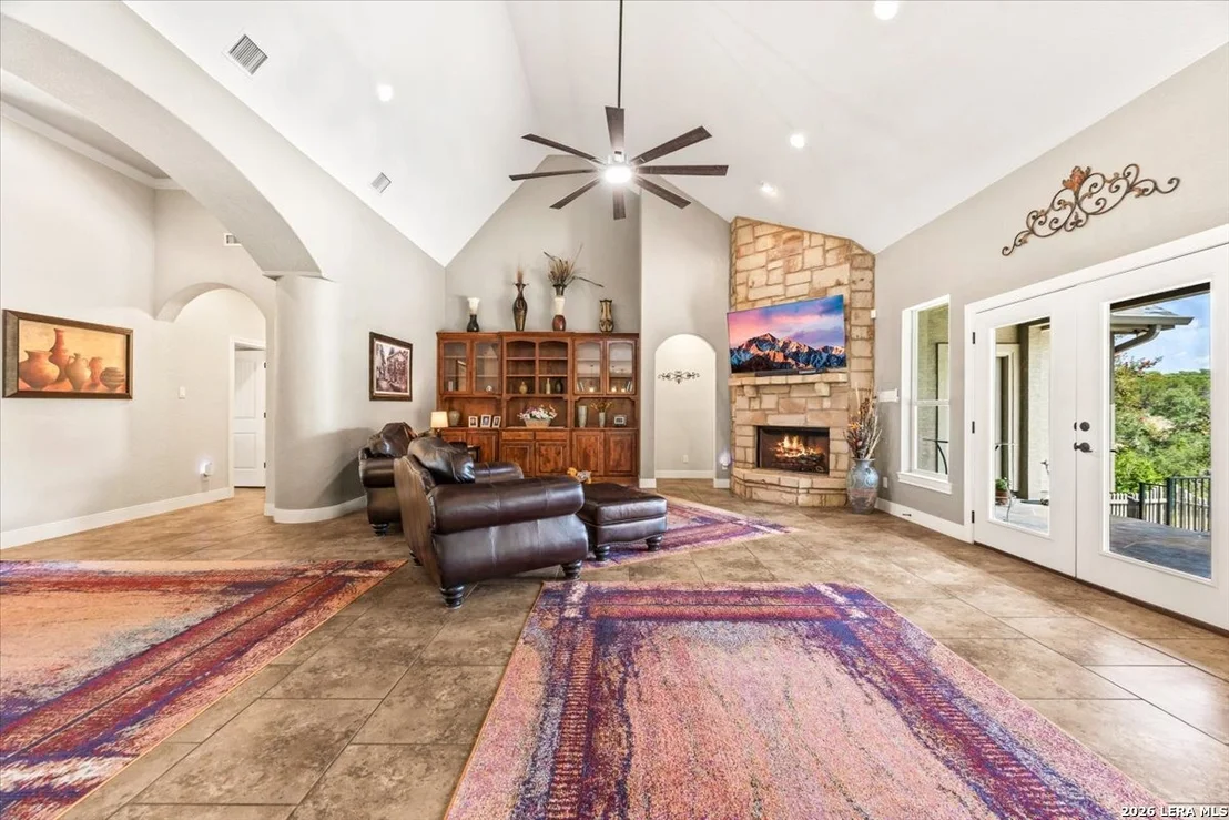 Photo of 563 Cambridge