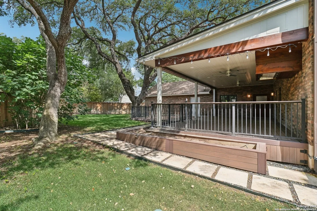 Photo of 3902 Creek Pt