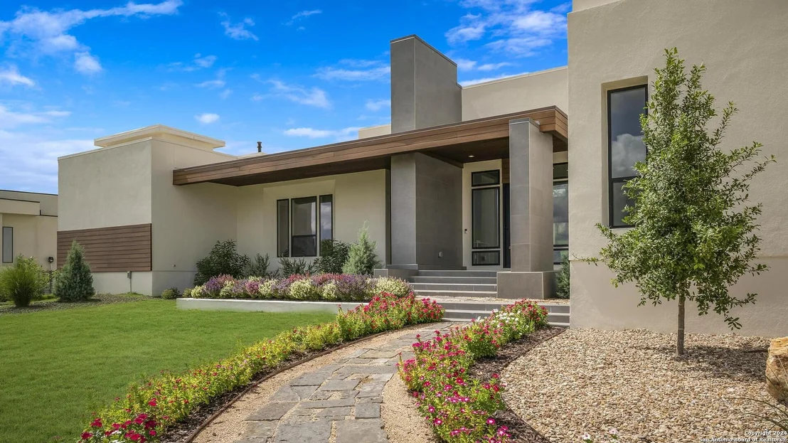 Photo of 25907 Morhiss Pt