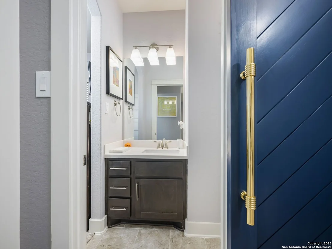 Photo of 27220 Highland